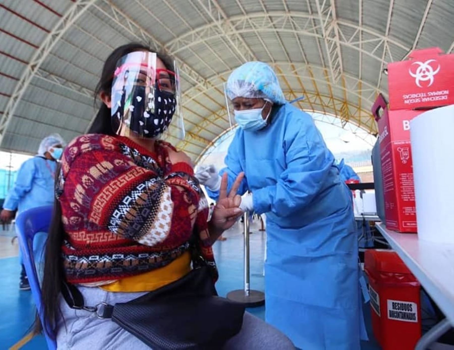Cusco intensifica desde hoy aplicación de la tercera dosis de la vacuna contra el covid-19 a las personas que recibieron la segunda dosis hace tres meses. ANDINA/Difusión