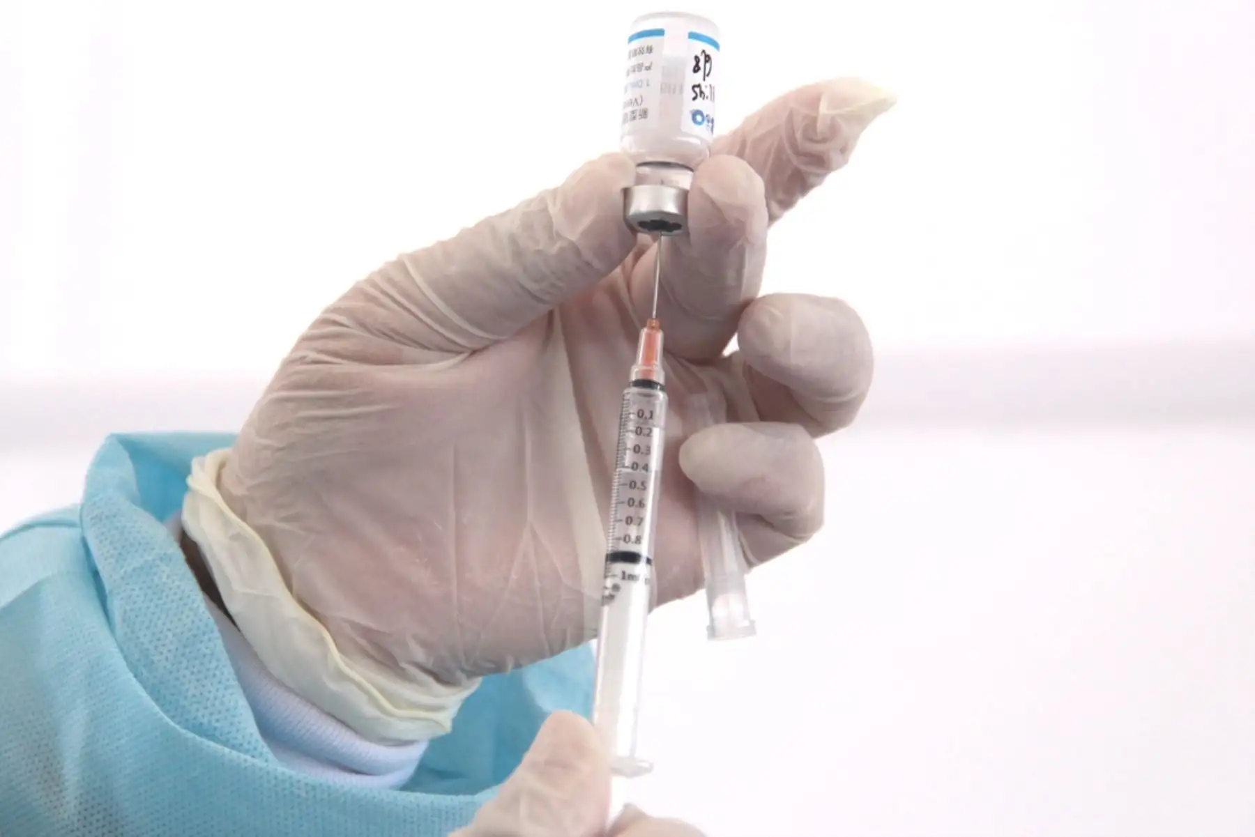 Todas las vacunas protegen contra ómicron: ¿Qué pasa entonces con Sinopharm? Foto: ANDINA/Difusión.