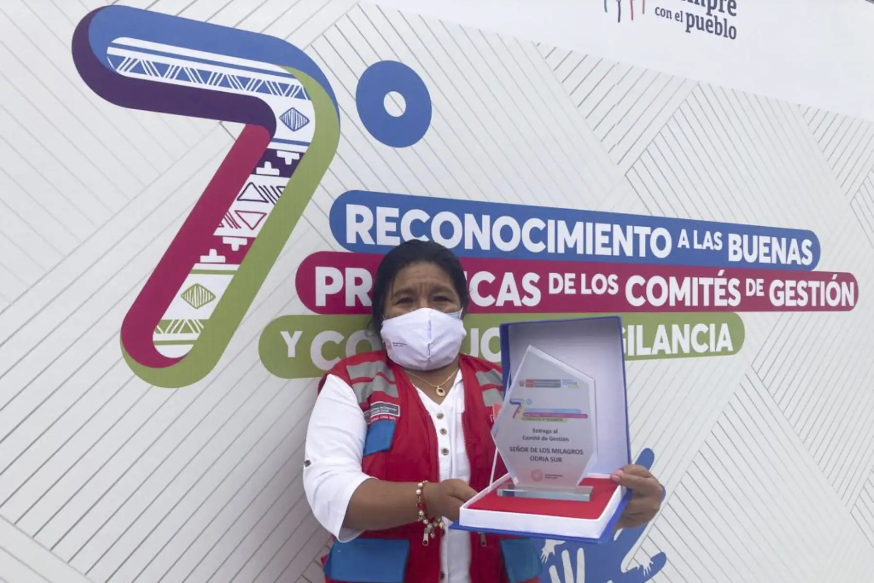 Cuna Más: Midis reconoció labor destacada y voluntaria de la comunidad ...