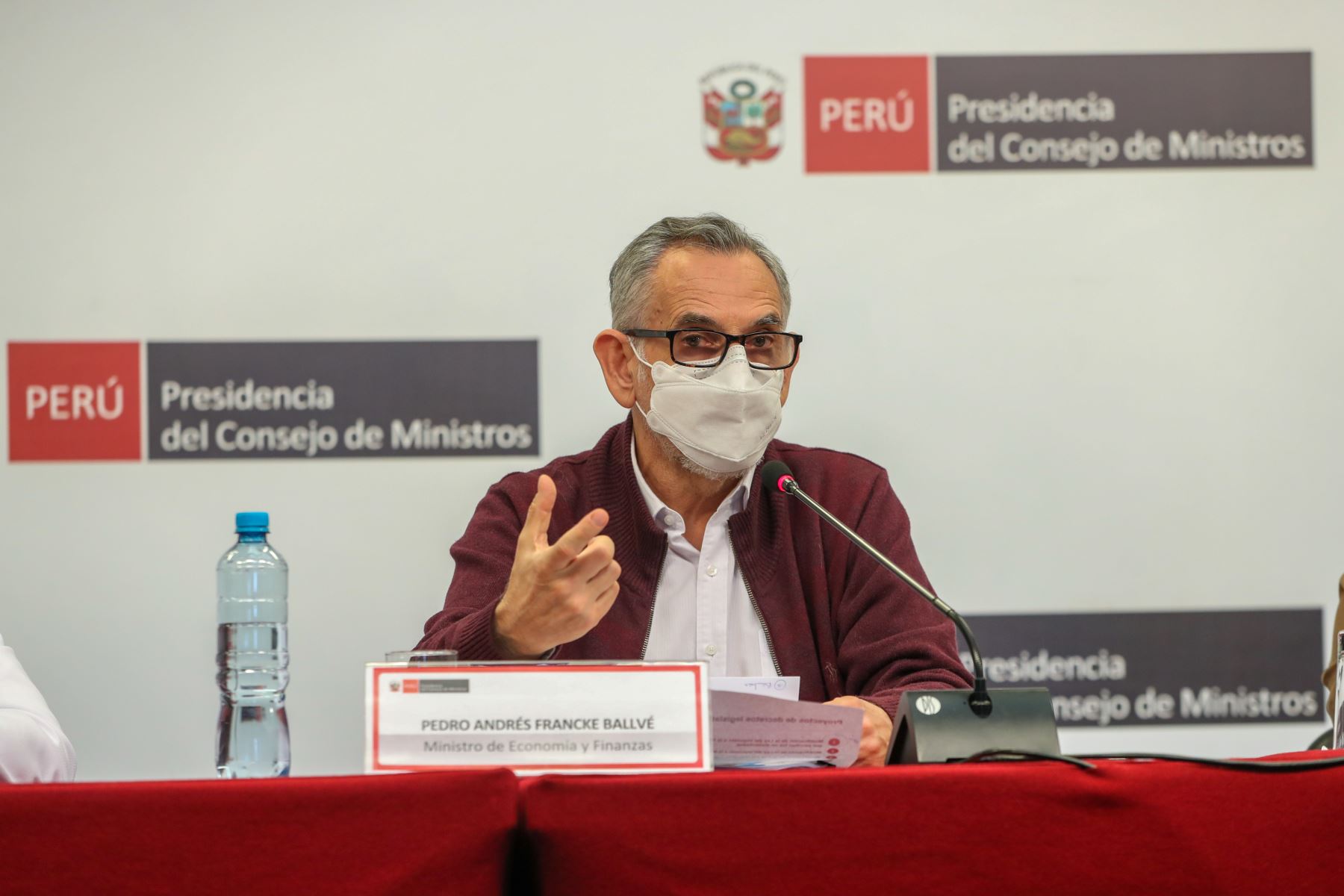 Ministro de Economía y Finanzas, Pedro Francke. PCM