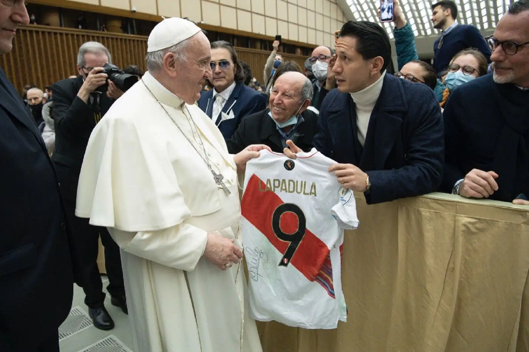 Photo: Twiter Gianluca Lapadula