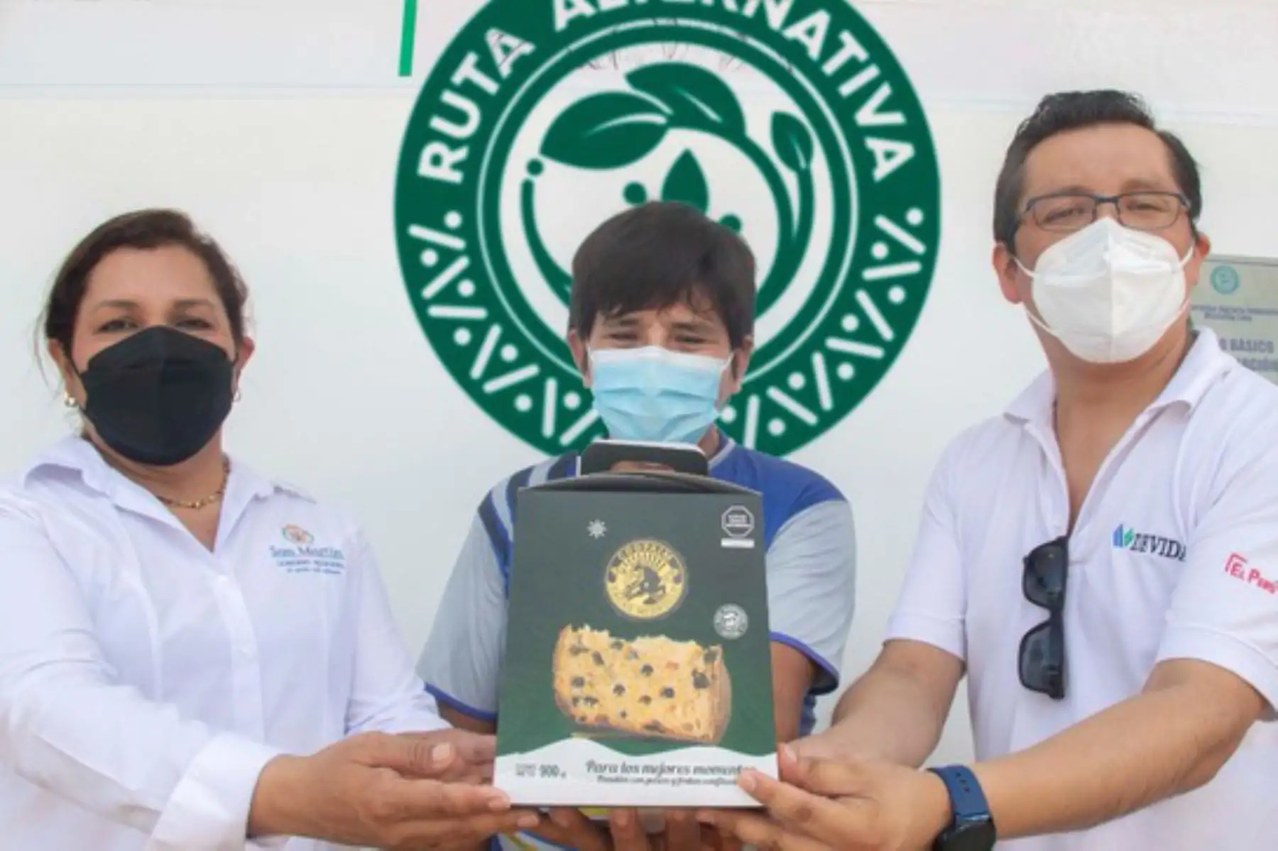 Con la entrega de empaques se busca mejorar la visibilidad de los productos, indicó Devida. Foto: ANDINA/Devida