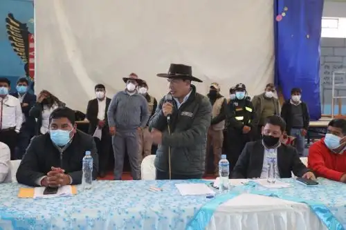 Ministro Víctor Maita.