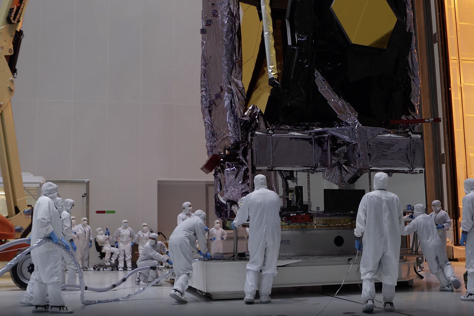 El telescopio espacial James Webb utiliza dos tipos de detectores para captar luz en función de si la longitud de onda es más corta o más larga. Foto: NASA