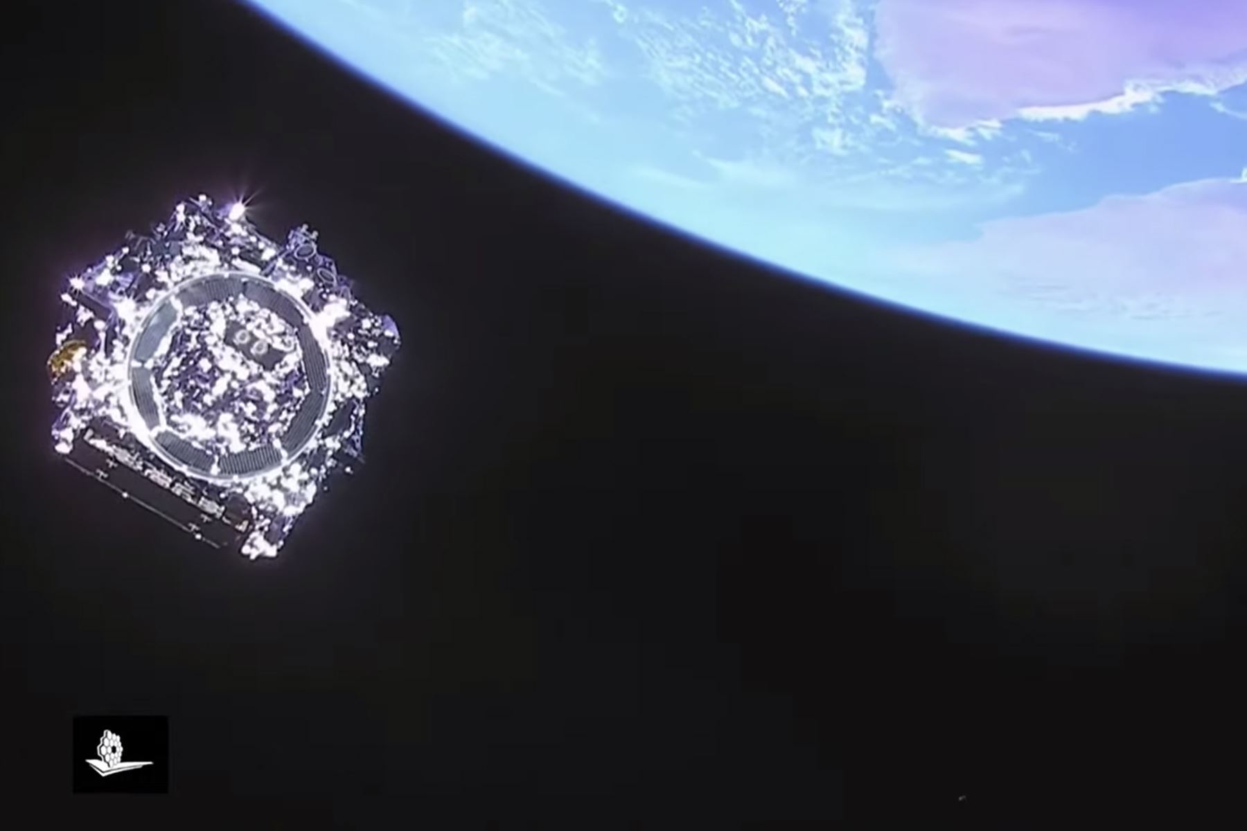 NASA: telescopio James Webb completó alineación y observa \"galaxias por todas partes\"
