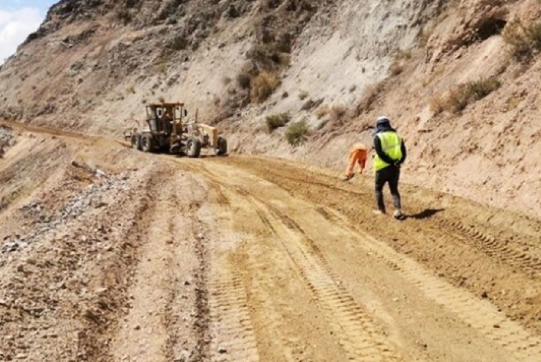 MTC avanza trabajos de mejora en el corredor vial Arequipa-Moquegua