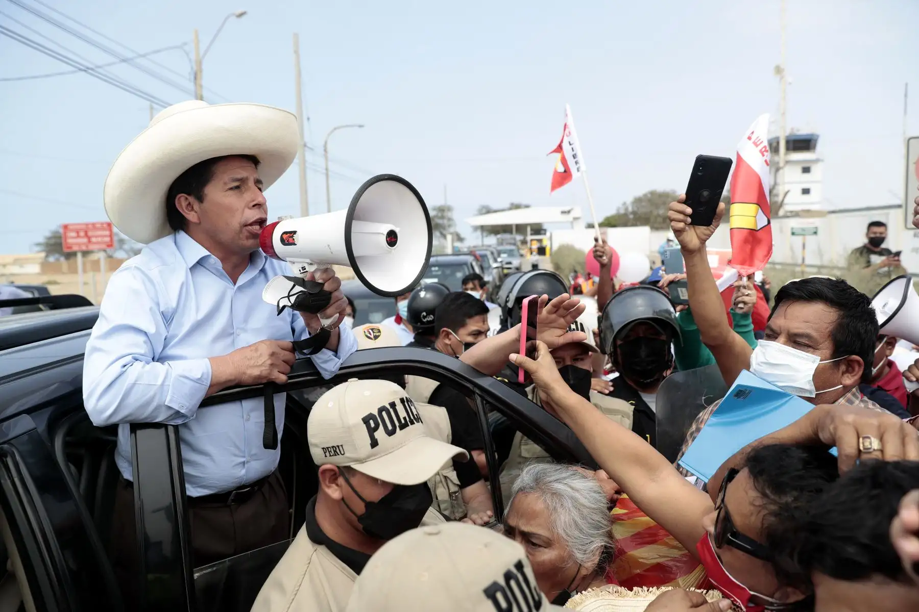 Presidente Pedro Castillo participa en la ceremonia de recepción del Lote I de Talara y reinicio de las operaciones de Petroperú en la producción de petróleo y gas en Piura.
Foto: ANDINA/Presidencia Perú