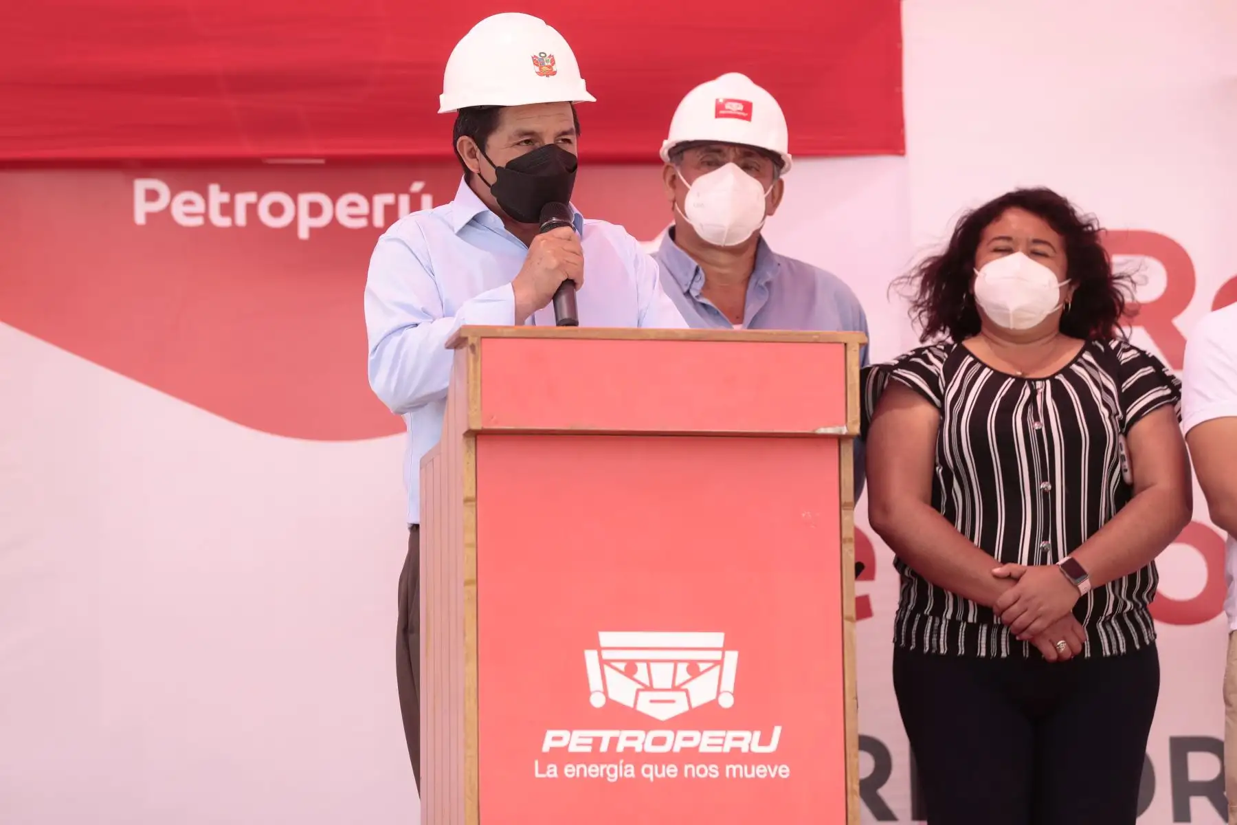 Presidente Pedro Castillo participa en la ceremonia de recepción del Lote I de Talara y reinicio de las operaciones de Petroperú en la producción de petróleo y gas en Piura.
Foto: ANDINA/Prensa Presidencia