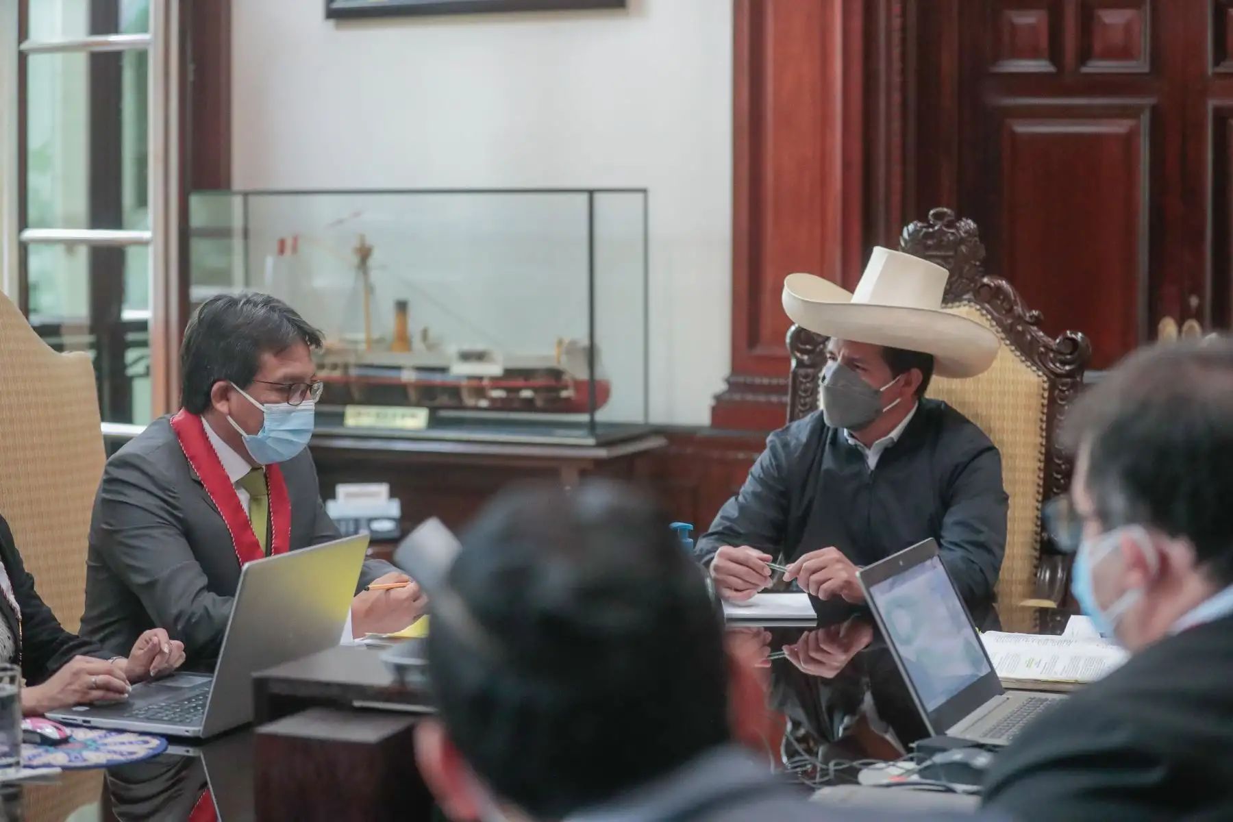 Presidente de la República, Pedro Castillo, sostiene reunión con miembros de la Fiscalía de la Nación.
Foto: ANDINA/Presidencia Perú