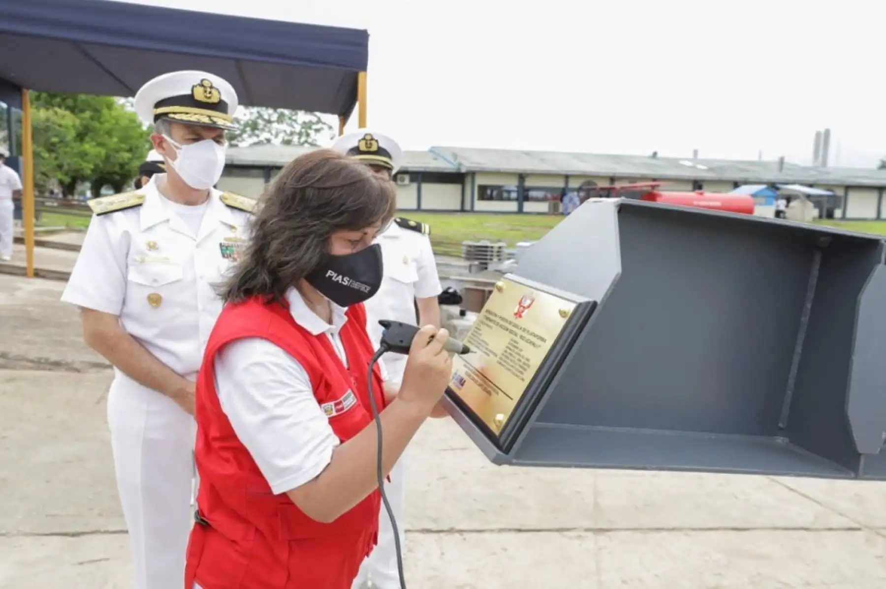 La ministra de Desarrollo e Inclusión Social, Dina Ercilia Boluarte Zegarra, participó en la ceremonia de puesta de quilla de dichas PIAS, desarrollada en los astilleros del SIMA en Iquitos. Fotos: ANDINA/Difusión.