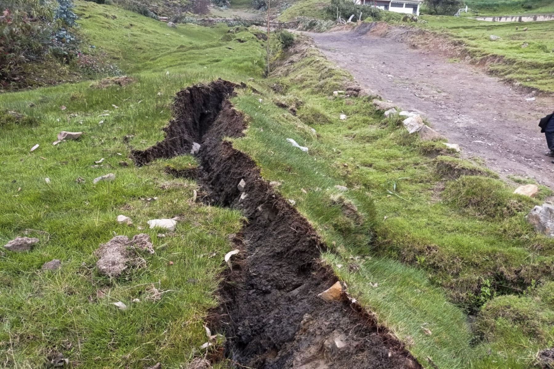 El COER Áncash continúa monitoreando la emergencia por deslizamiento producto de posible falla geológica. Foto: ANDINA/Difusión