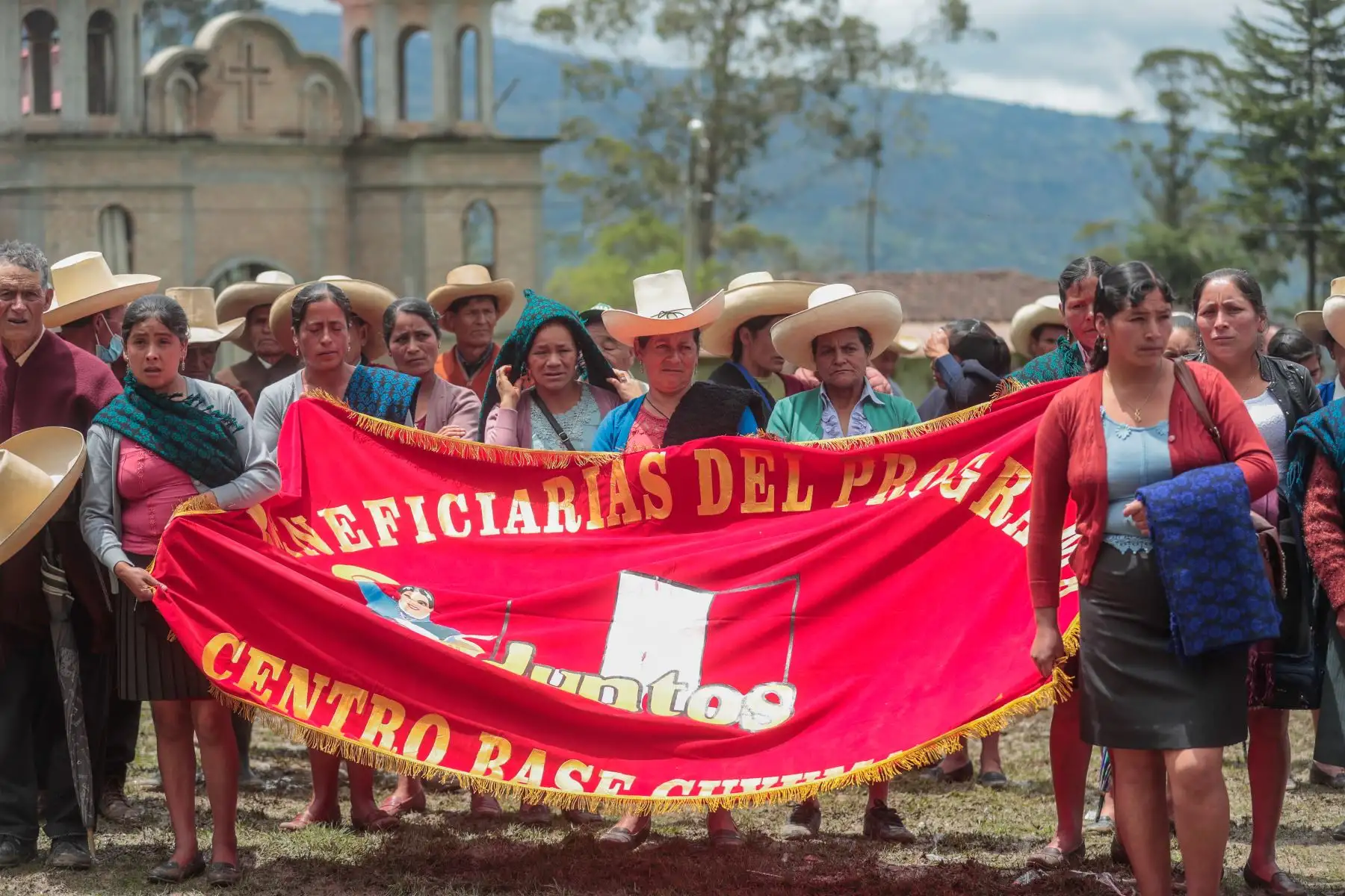 Presidente de la Repúplica, Pedro Castillo participa en la ceremonia por el 45 aniversario de las Rondas Campesinas de Cuyumalca y del Perú, en Chota, Cajamarca.
Foto: ANDINA/ Prensa Presidencia