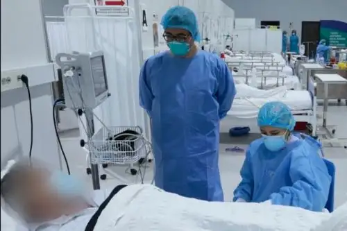 Además, el Minsa advirtió que las personas no inoculadas que tienen entre 40 y 60 años, presentan 7 veces más riesgo de fallecer. Foto: ANDINA/Minsa