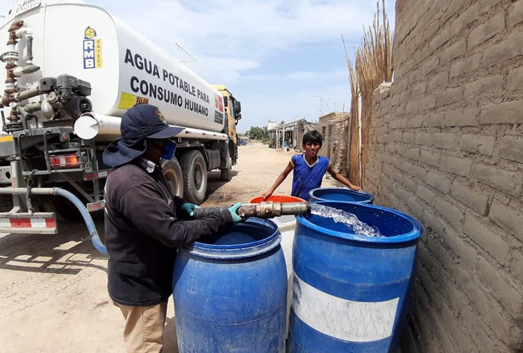 Vivienda transfiere más recursos para dotar de agua a localidades de Piura, Tacna y Puno
