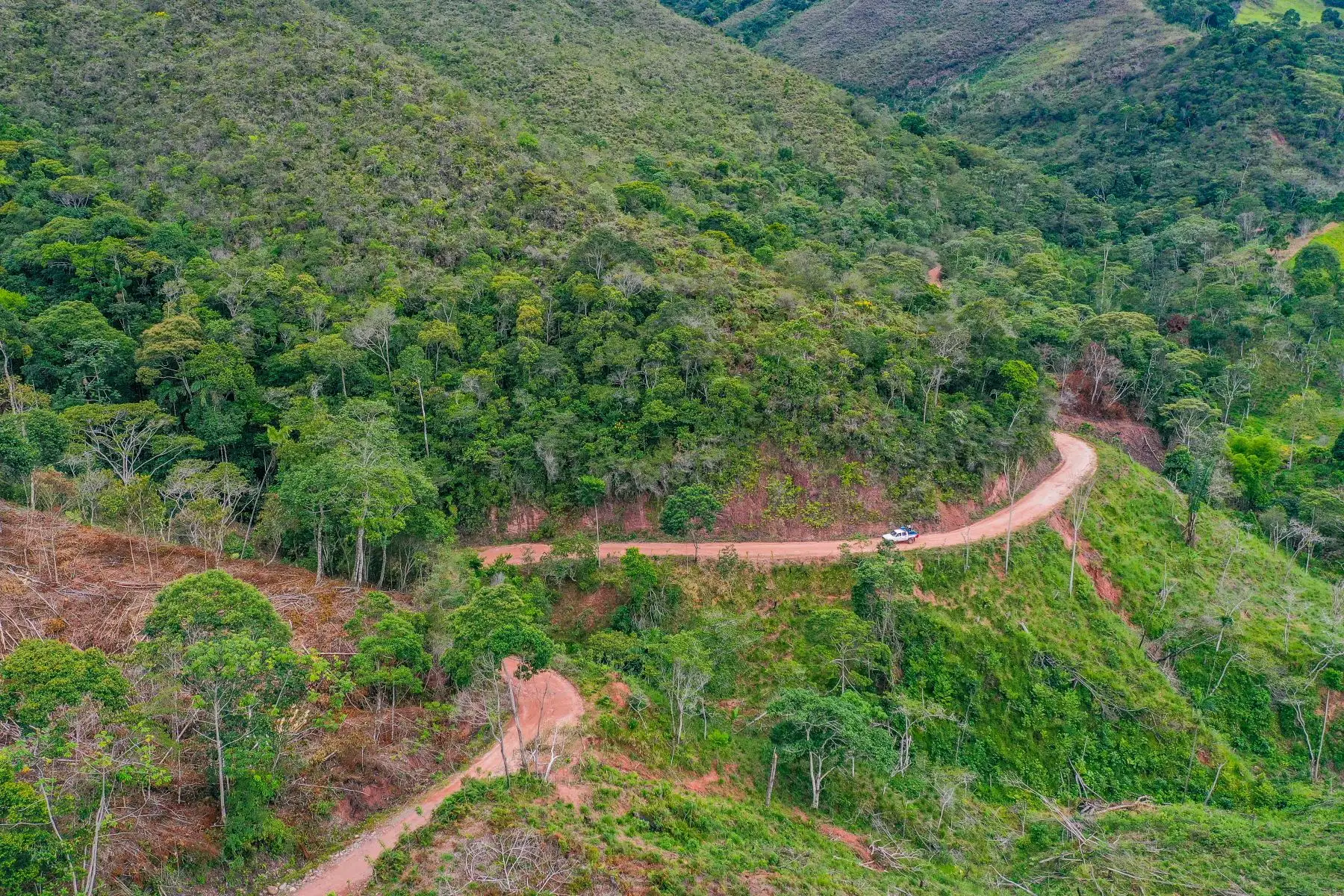 Ministro de Transportes y Comunicaciones, Juan Silva anuncia la instalación de dos puentes y el mejoramiento de caminos vecinales en la región San Martin.
Foto: MTC
