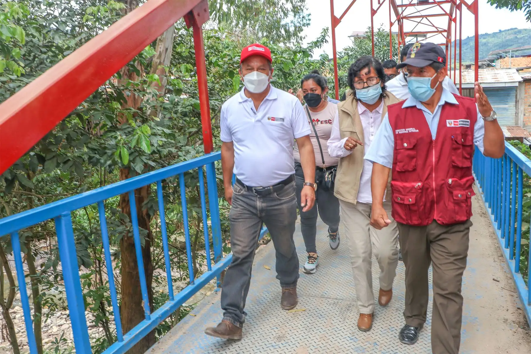Ministro de Transportes y Comunicaciones, Juan Silva anuncia la instalación de dos puentes y el mejoramiento de caminos vecinales en la región San Martin.
Foto: MTC