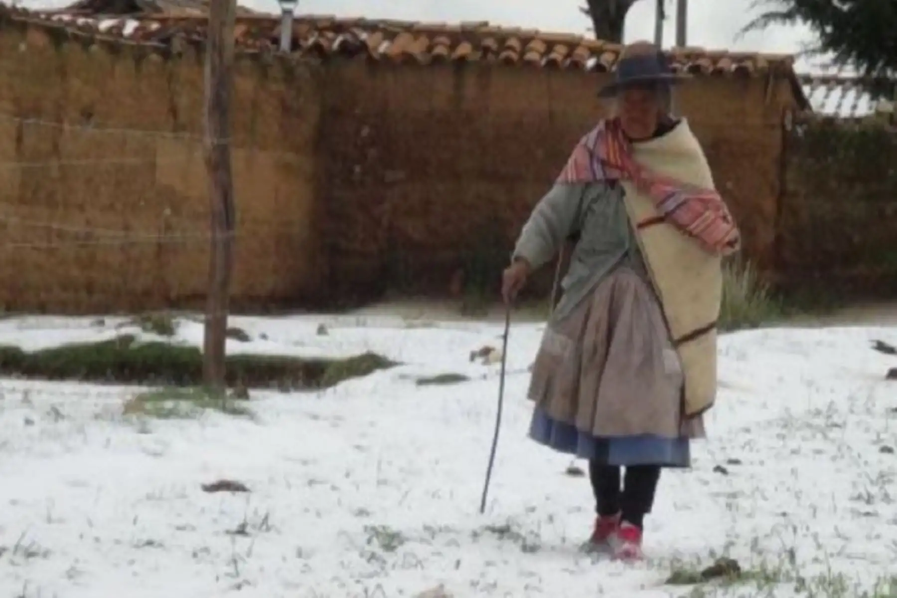 También se esperan ráfagas de viento con velocidades superiores a los 40 kilómetros por hora, escasa nubosidad e incremento de la temperatura diurna.ANDINA/Difusión