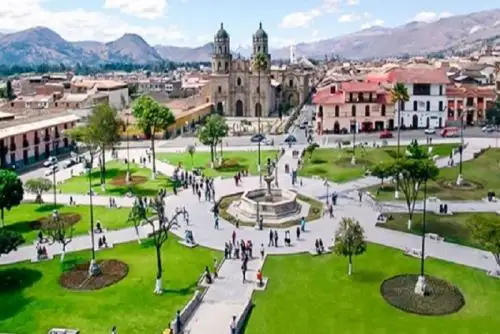 En el Salón Consistorial de la municipalidad provincial se llevará a cabo la Sesión Solemne, presidida por el alcalde Andrés Villar Narro, quien rendirá cuenta a la población sobre su gestión.