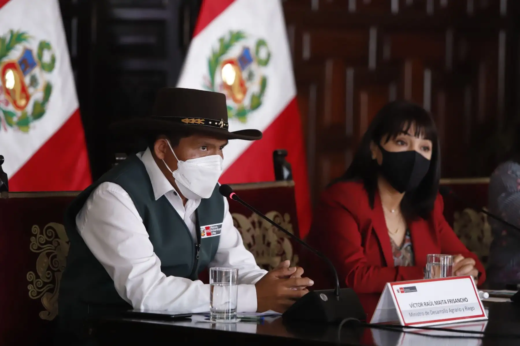 Ministro de Desarrollo Agrario y Riego, Víctor Maita Frisancho, durante la conferencia de prensa del Consejo de Ministros frente a la tercera ola de la pandemia. Foto: ANDINA/ PCM