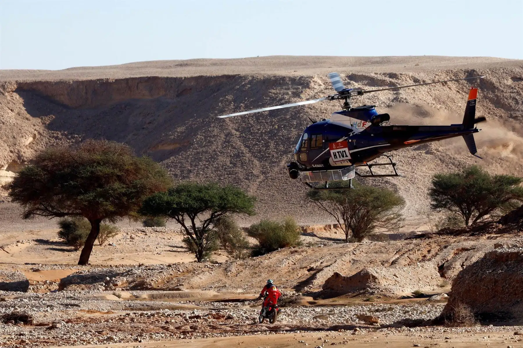 El piloto estadounidense Ricky Brabec de Monster Energy Honda Team 2022 en acción durante la etapa 5 del Rally Dakar 2022 entre Riyadh y Riyadh, en Arabia Saudita. Foto: EFE