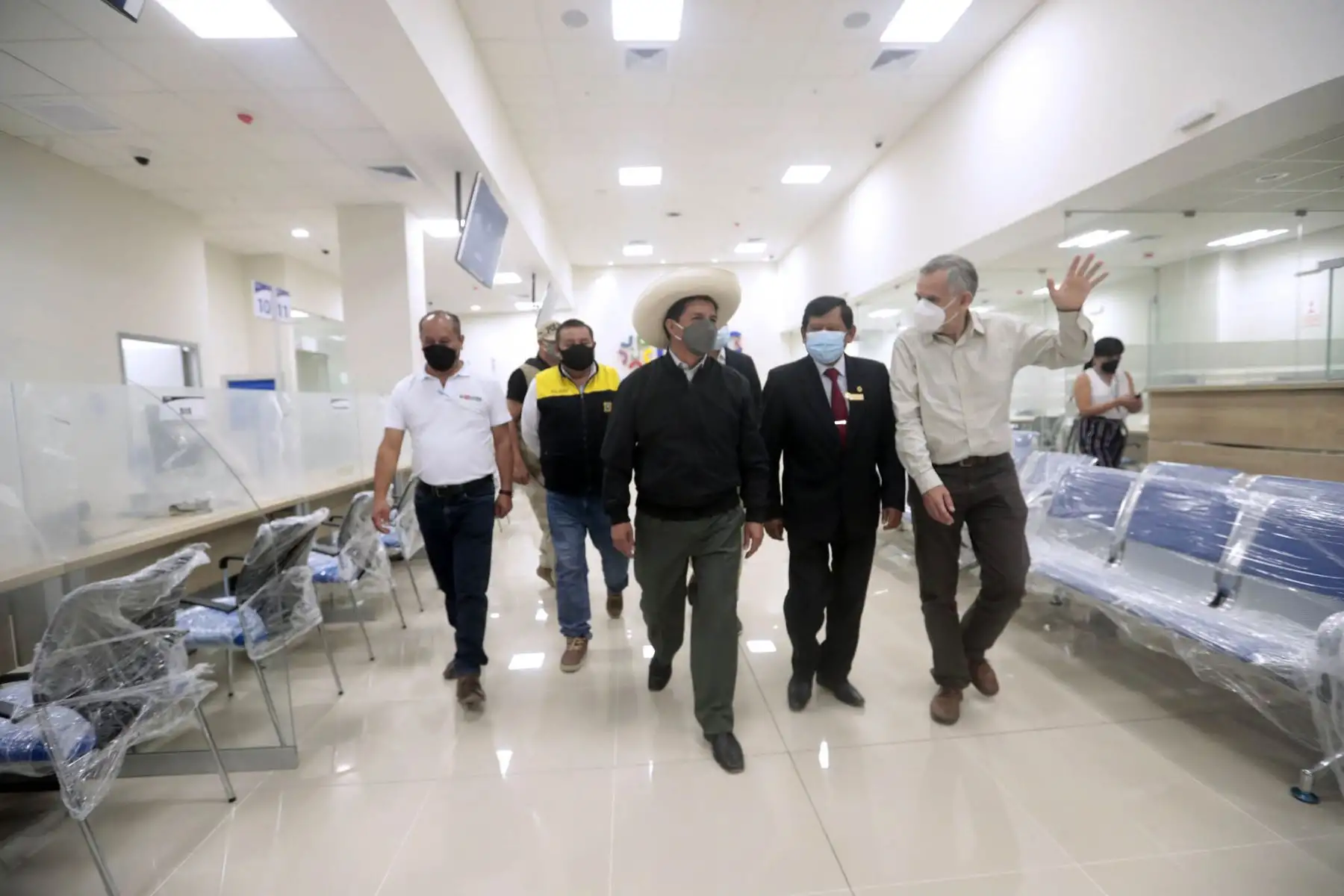 Presidente Pedro Castillo, inspecciona Módulo de Atención al Ciudadano MAC Moquegua. Foto: ANDINA/ Prensa Presidencia