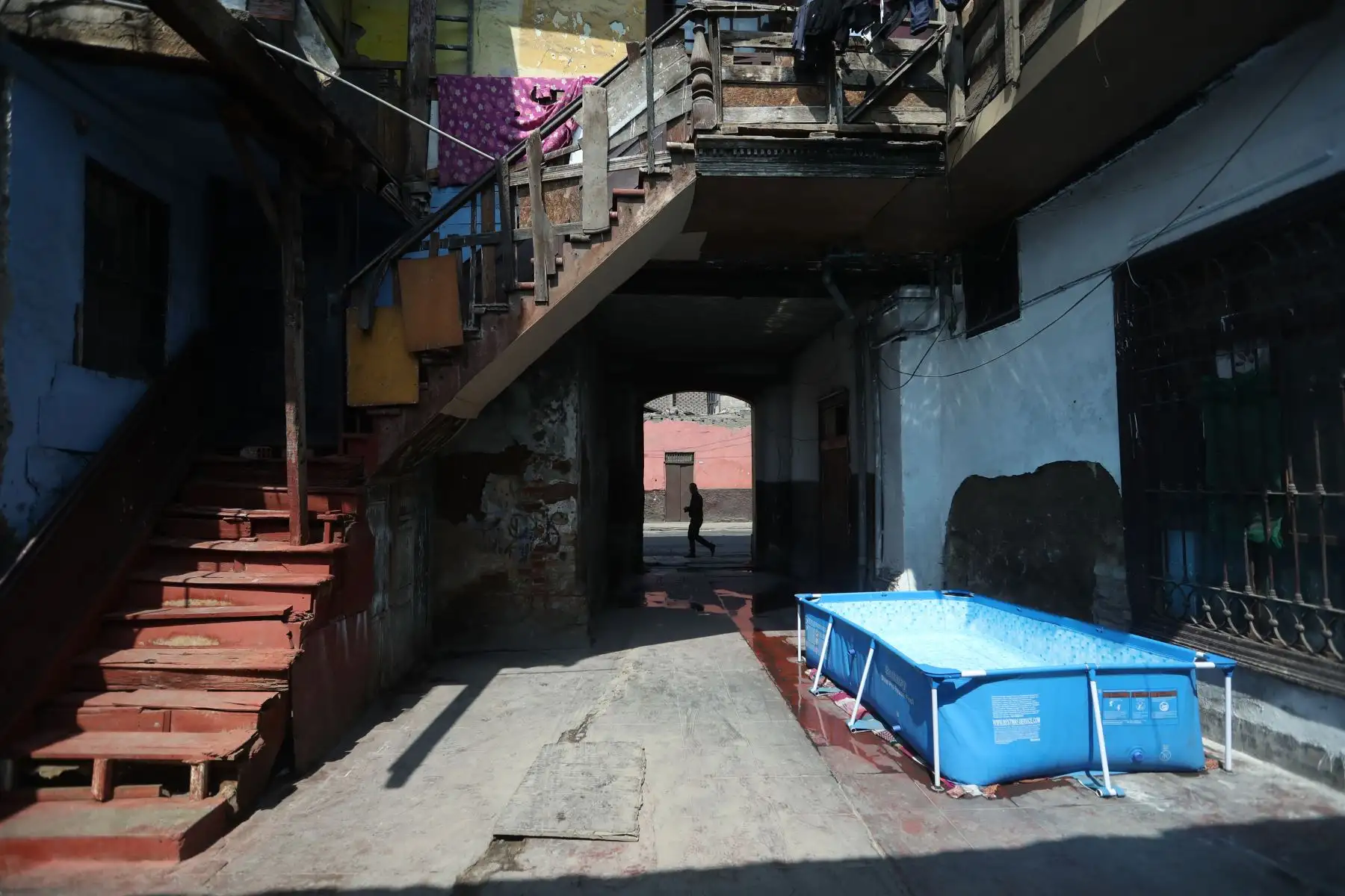 Casonas y quintas ubicadas en la zona histórica del distrito del Rímac se encuentra en peligro de colapsar. Foto: ANDINA/ Carla Patiño