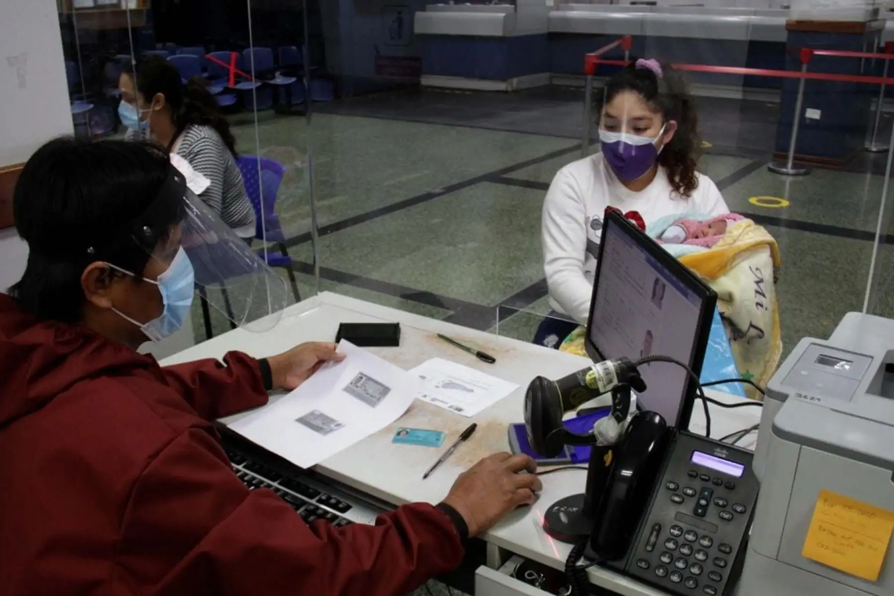 Reniec autoriza inscripción gratuita para recién nacidos en Minsa y EsSalud este 2022. Foto: Difusión