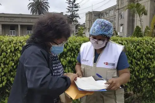 La población acudió a Susalud principalmente por ver vulnerados sus derechos en causas vinculadas a la covid-19: acceso a información de pacientes covid-19, acceso a los servicios de salud, acceso a cama UCI, entre otras. ANDINA/ Susalud