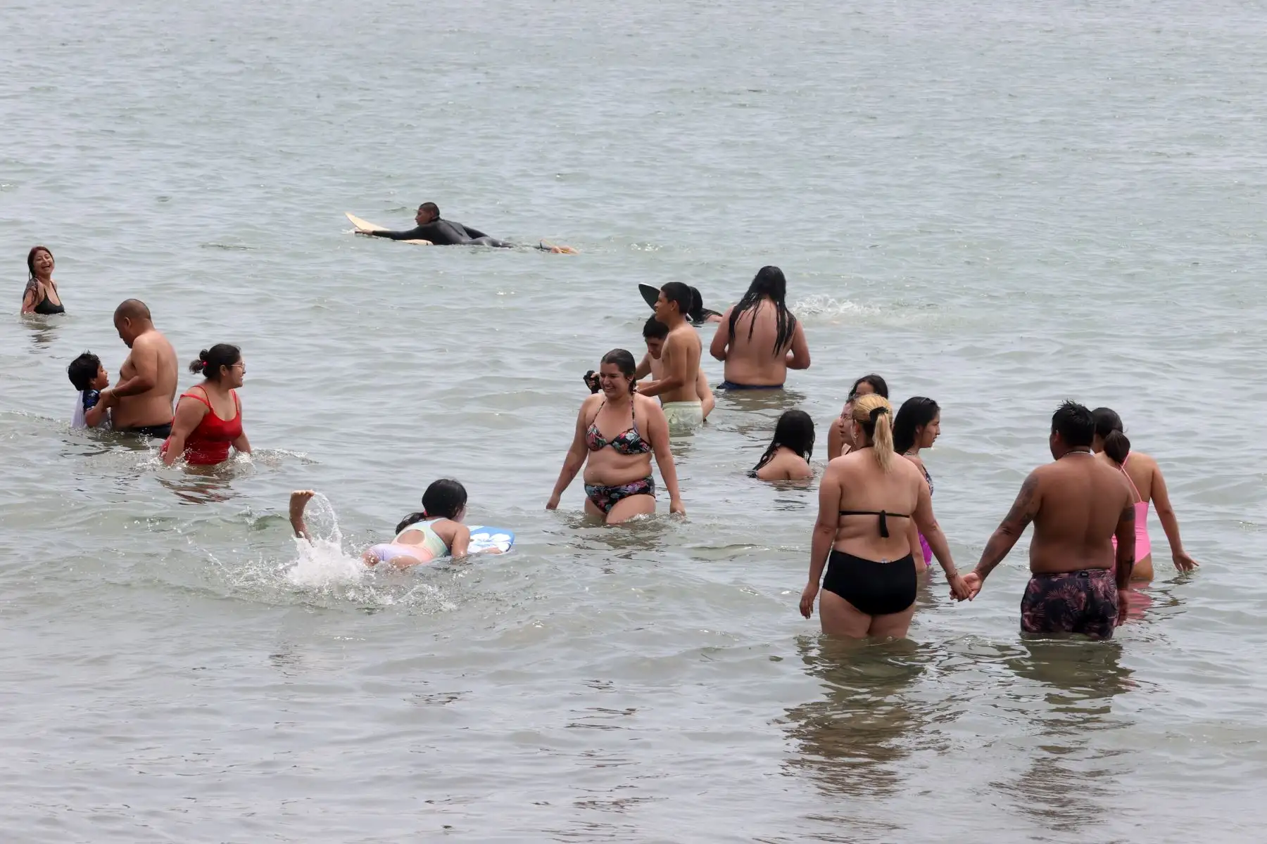 Familias llegan a las playas de Costa Verde. Foto: ANDINA/Vidal Tarqui