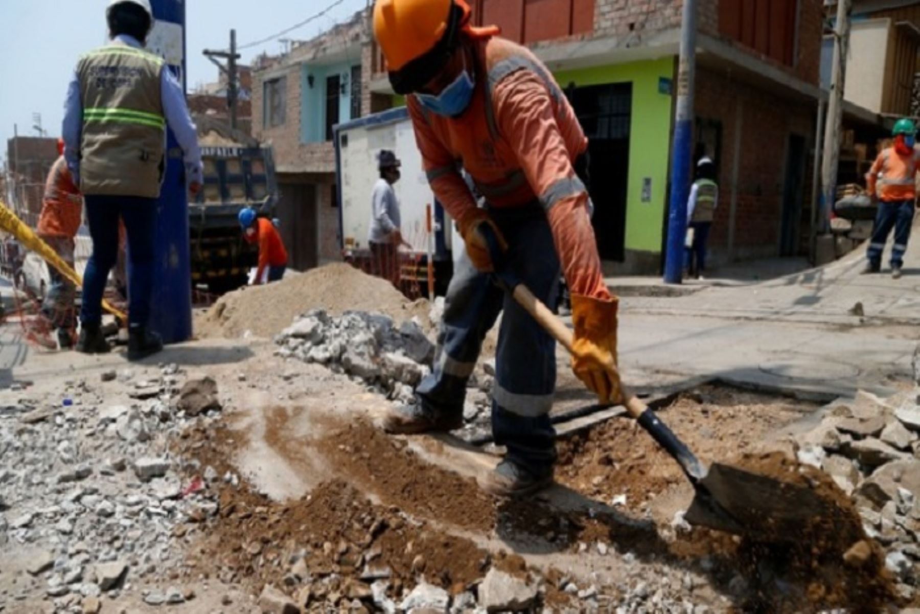 Ica: inician proyecto de agua y saneamiento rural en caserío de Yauca del Rosario