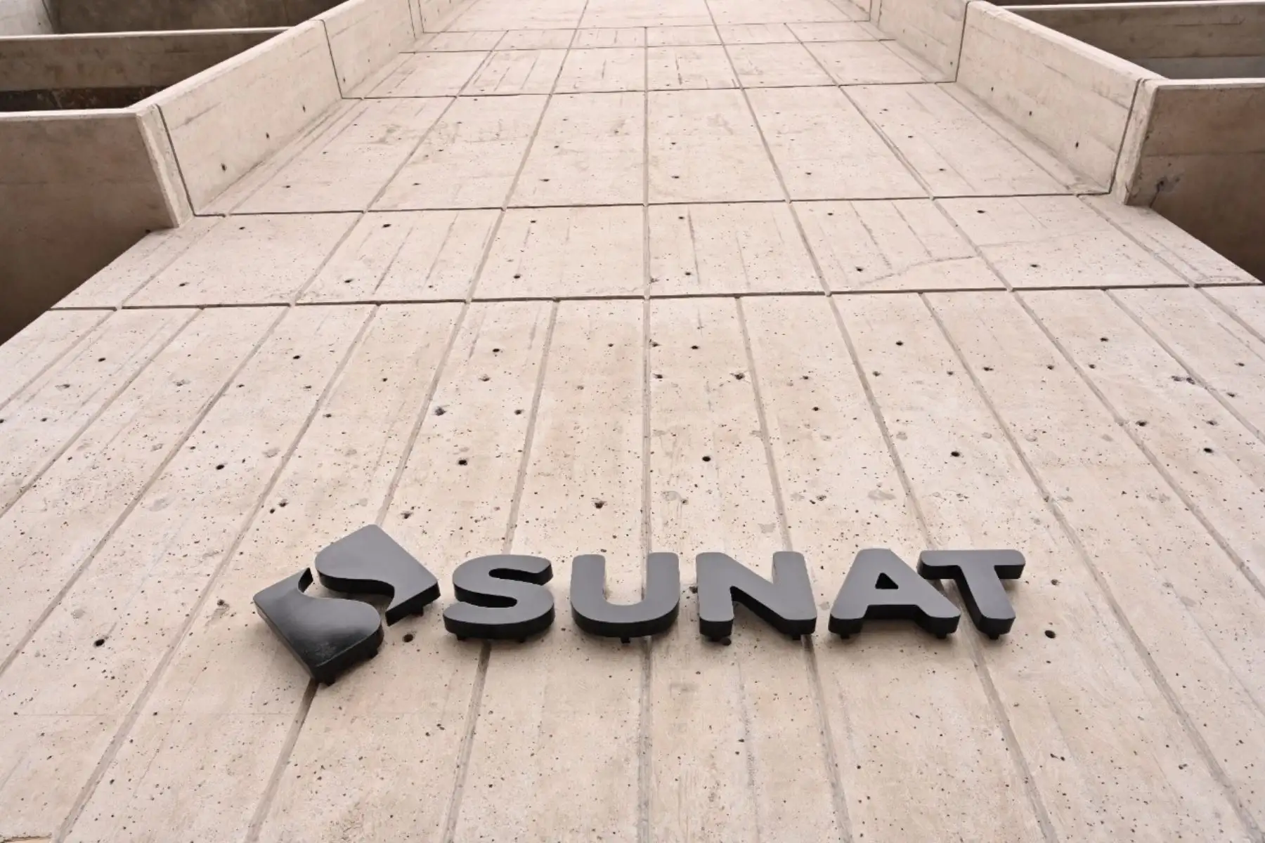 Superintendencia Nacional de Aduanas y de Administración Tributaria (Sunat).