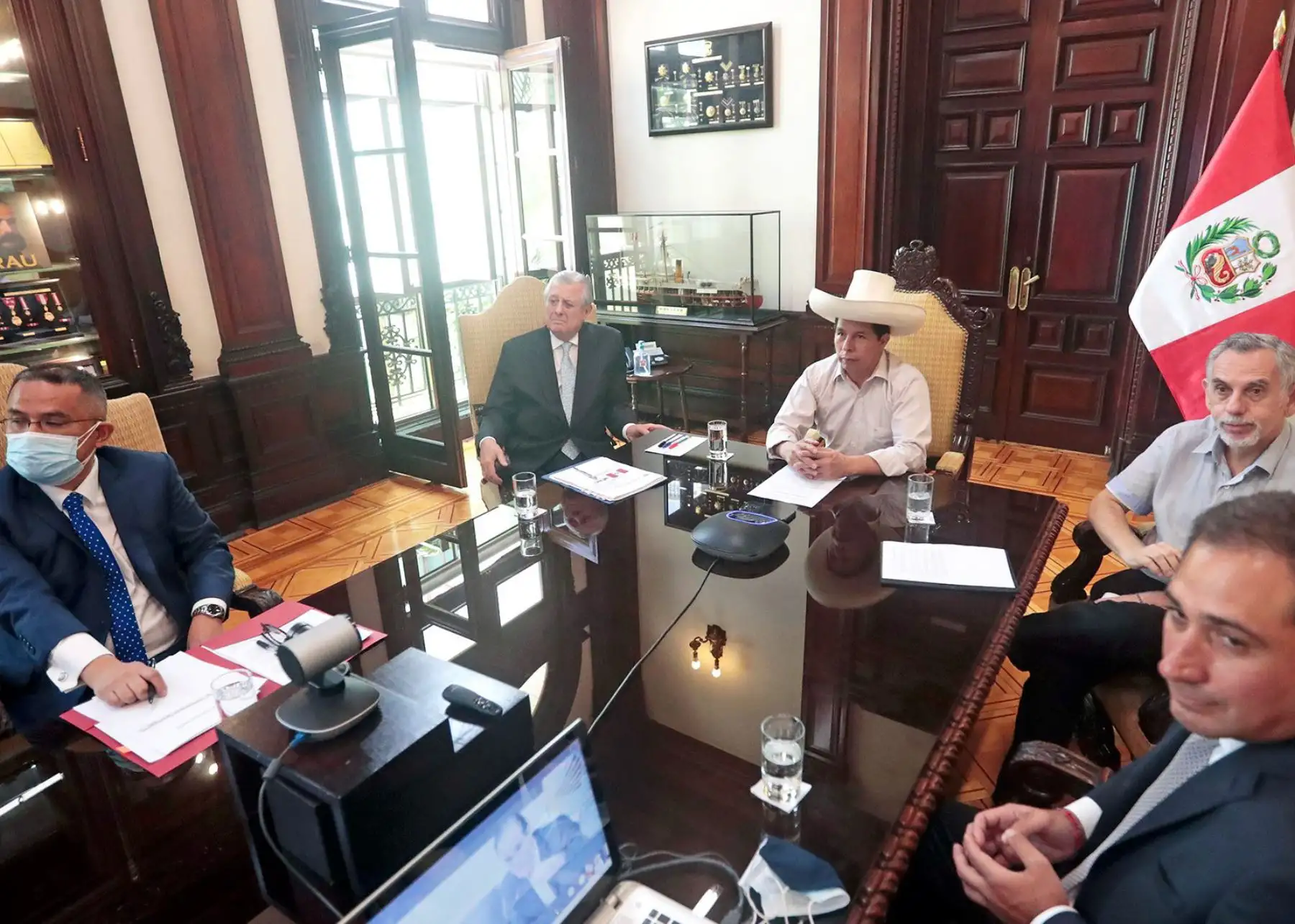 Presidente Pedro Castillo se reunió con titular del BID, Mauricio Claver-Carone.