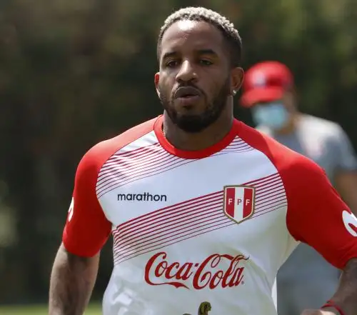 Jefferson Farfán volvió a los entrenamientos de selección peruana