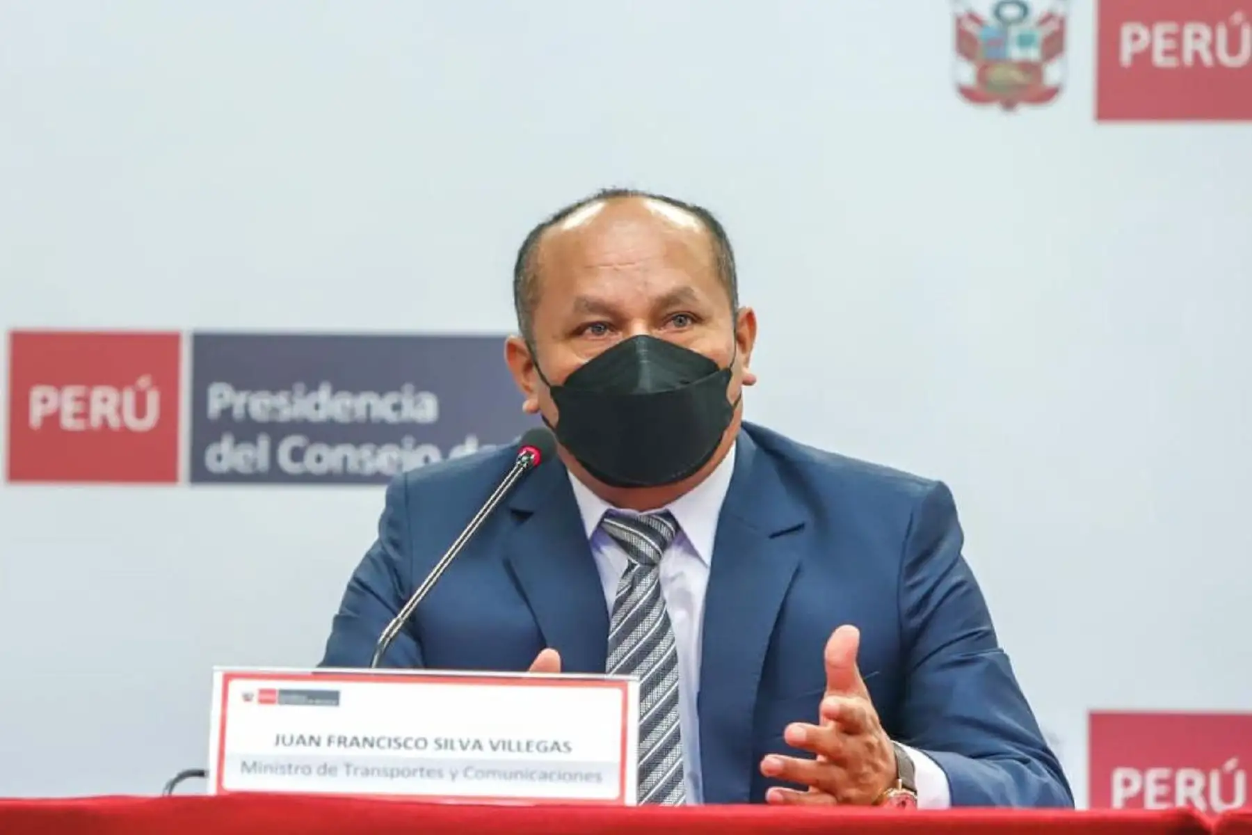 Ministro de Transportes y Comunicaciones, Juan Silva.