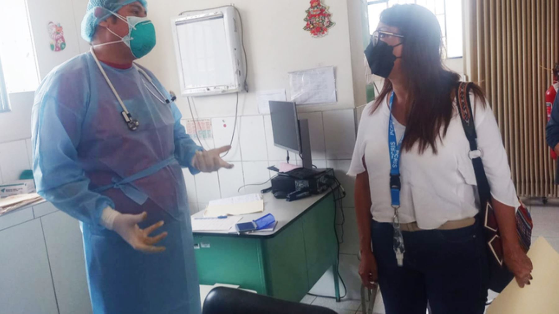 Minsa visita centros de salud de Villa El Salvador para mejorar primer nivel de atención