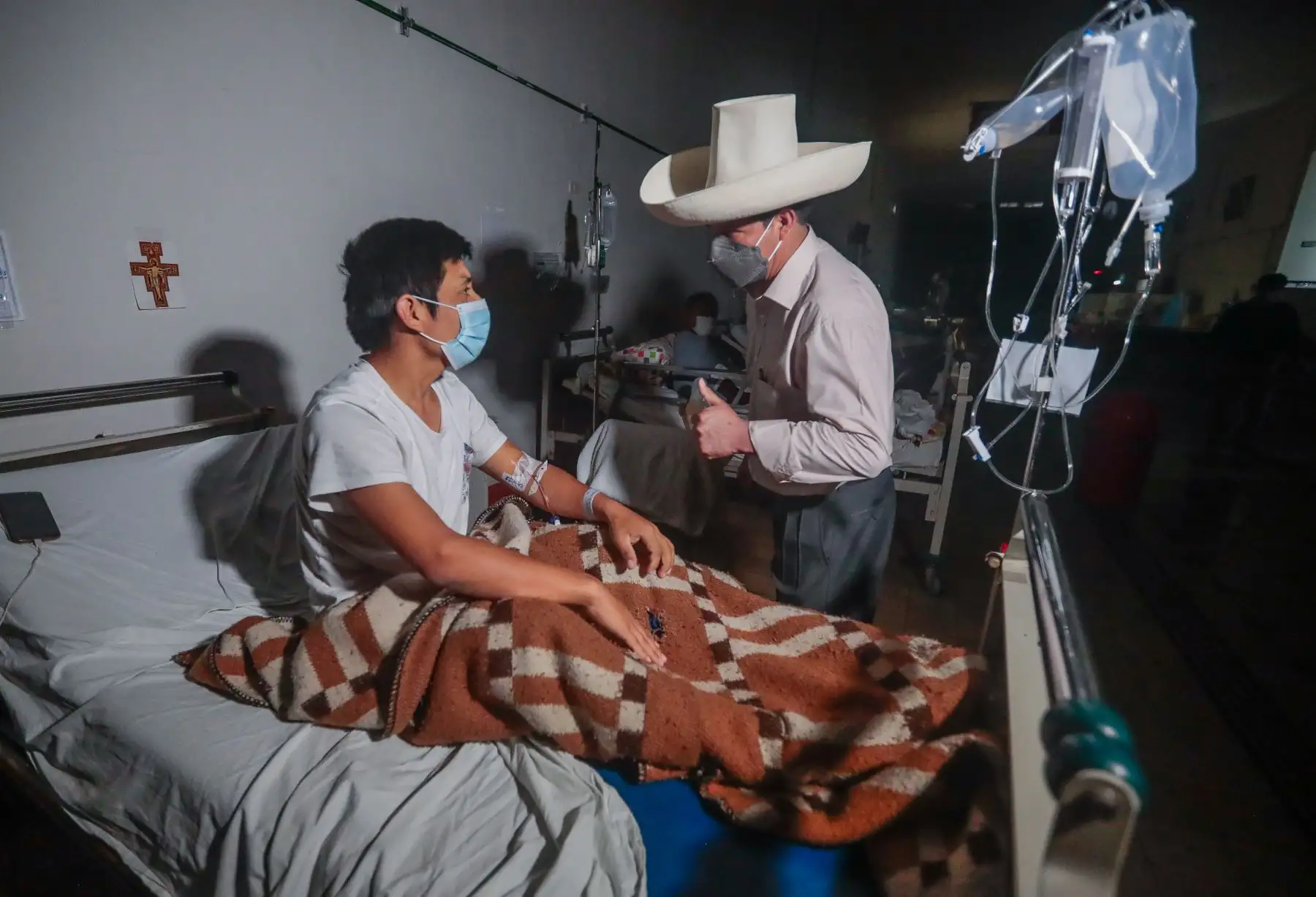Presidente de la República, Pedro Castillo, realizó visita inopinada al Hospital Dos de Mayo. Foto: ANDINA/Prensa Presidencia Presidente de la República, Pedro Castillo, realizó visita inopinada al Hospital Dos de Mayo. Foto: ANDINA/Prensa Presidencia