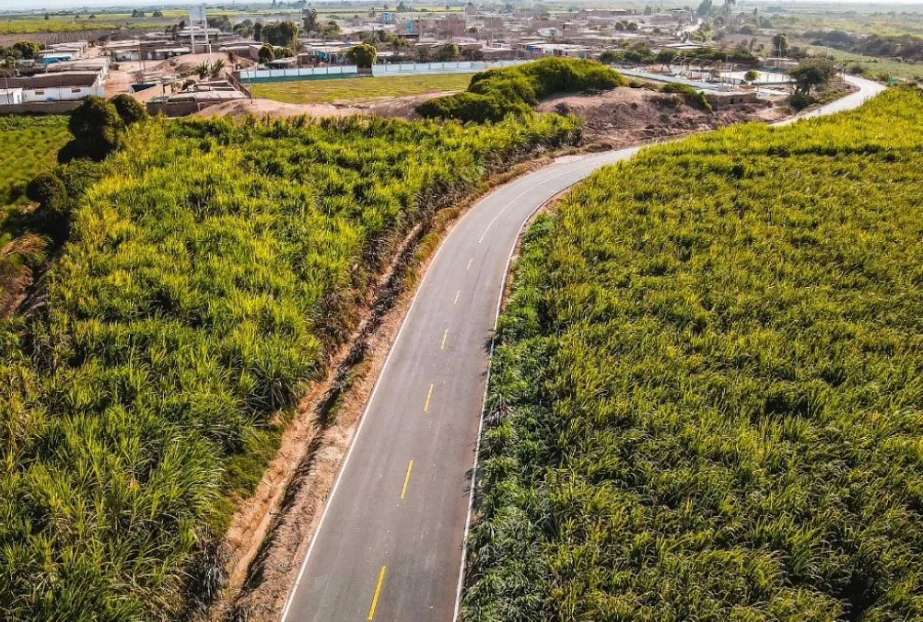 La Autoridad para la Reconstrucción con Cambios (ARCC) informó que, durante el año 2021, se invirtió más de 6 000 millones de soles en la ejecución de obras en las 13 regiones del país que fueron afectadas por el Fenómeno de El Niño Costero.