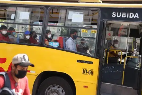 Gremios de transportistas formales se reunieron con autoridades de la ATU y garantizan servicio a beneficio de los usuarios de Lima y Callao. ANDINA/Jhonel Rodríguez Robles
