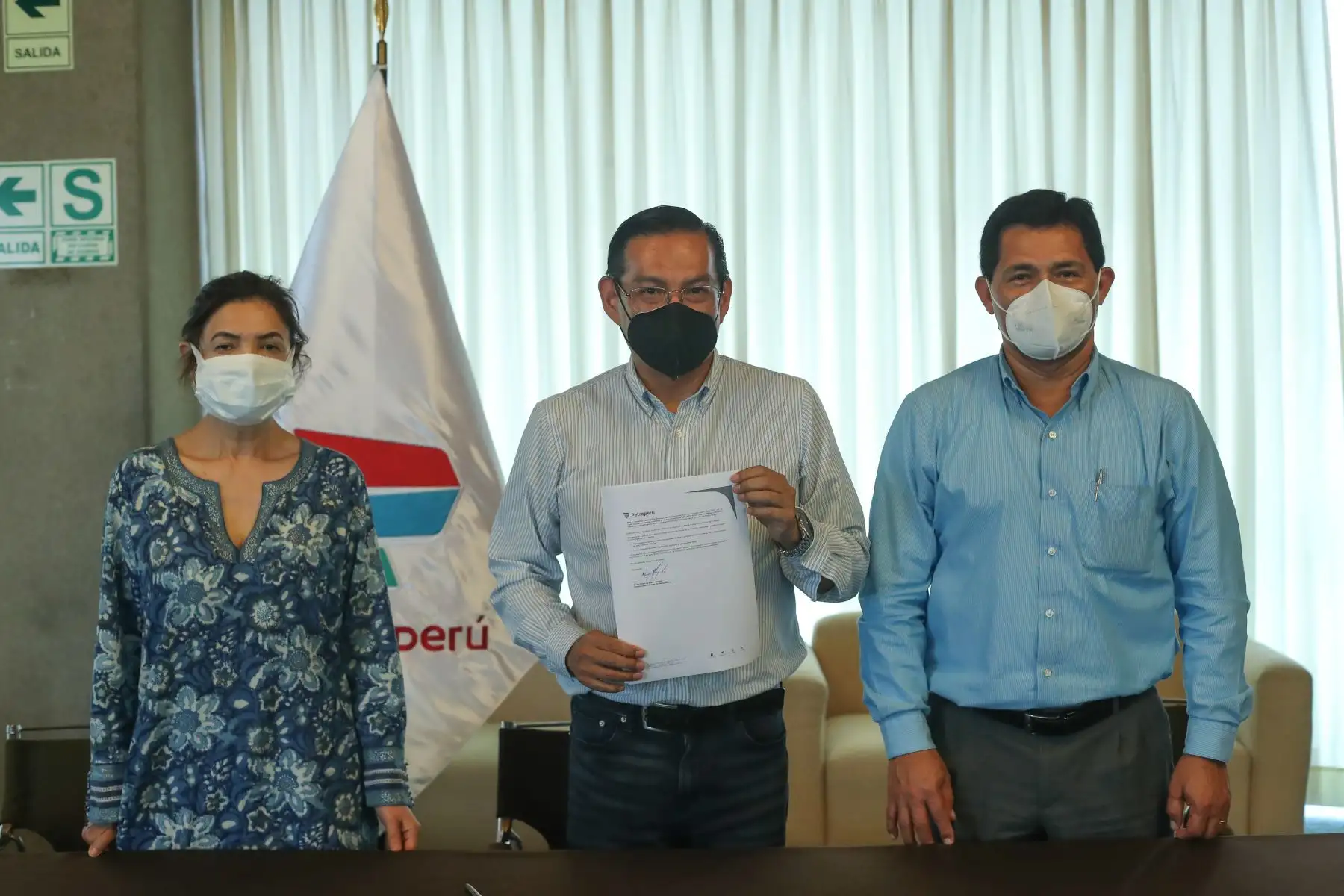 Tras realizar una exhaustiva y rigurosa evaluación, PETROPERÚ adjudicó esta tarde a la empresa Heaven Petroleum Operators S.A. la buena pro del proceso de adquisición por competencia COM-013-2021-GDCH/PETROPERÚ, para la compra de Biodiésel B100 para el periodo comprendido entre enero y abril del presente año. 
Foto: ANDINA/Carla Patiño