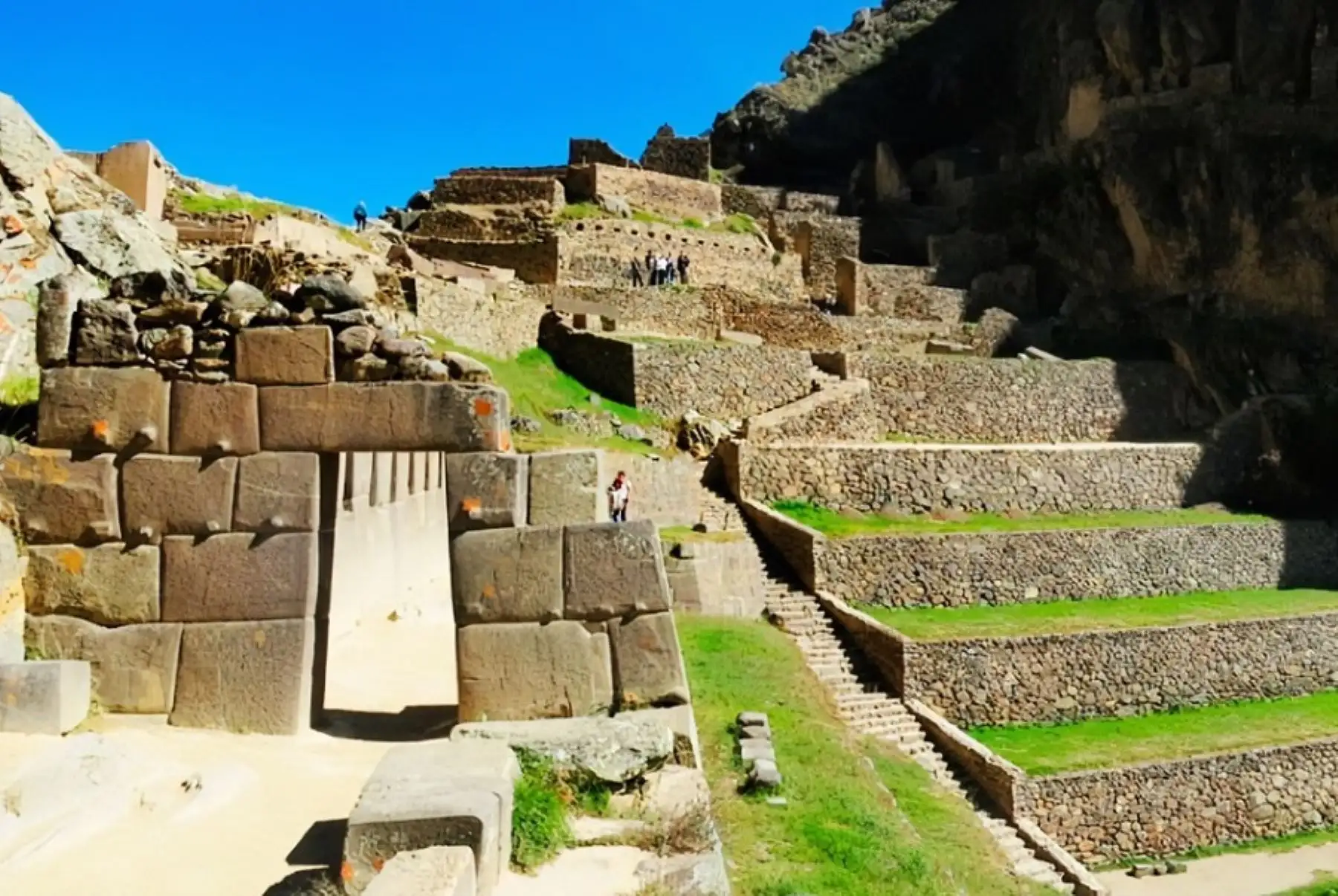 Ollantaytambo figura en la lista de los 23 mejores destinos turísticos del mundo que se deben visitar el 2023, según la publicación británica Condé Nast Traveller. INTERNET/Medios
