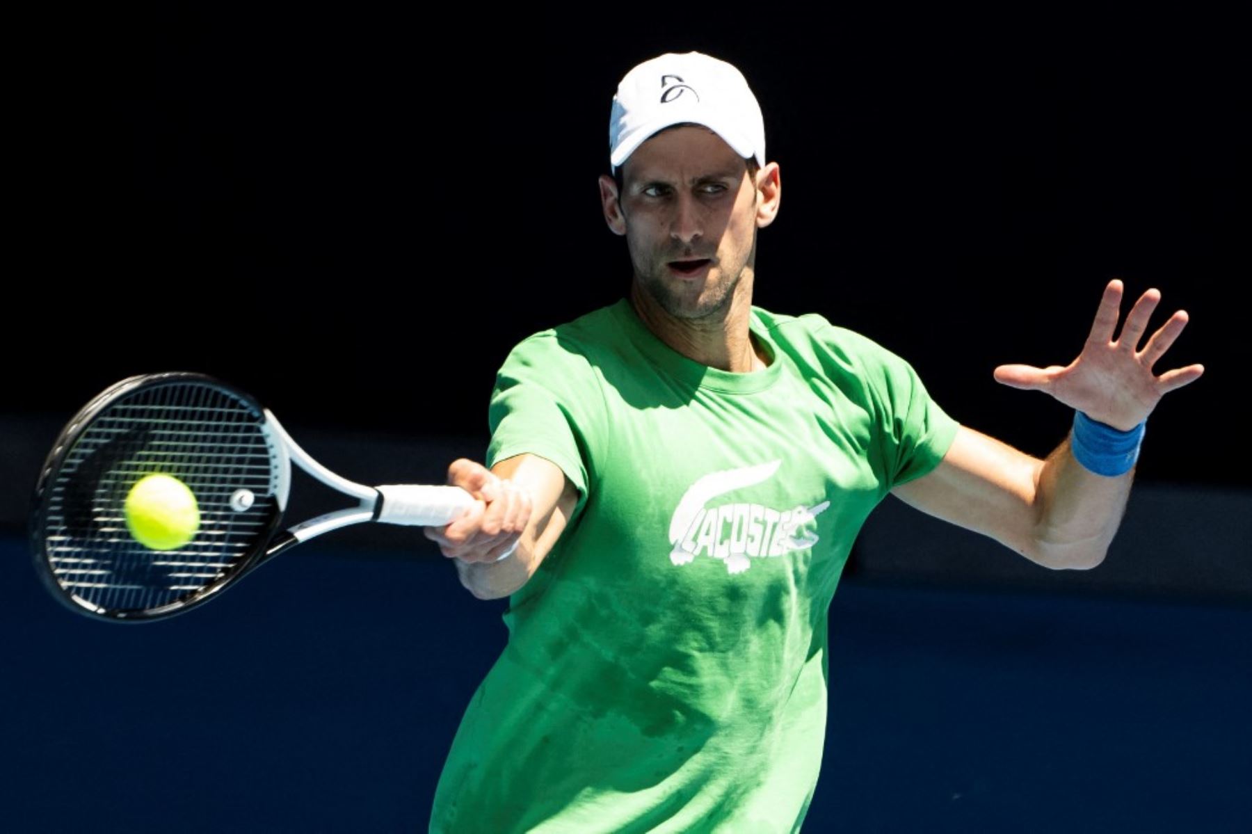 Djokovic tras superar problemas legales fue incluido en el cuadro del Open de Australia