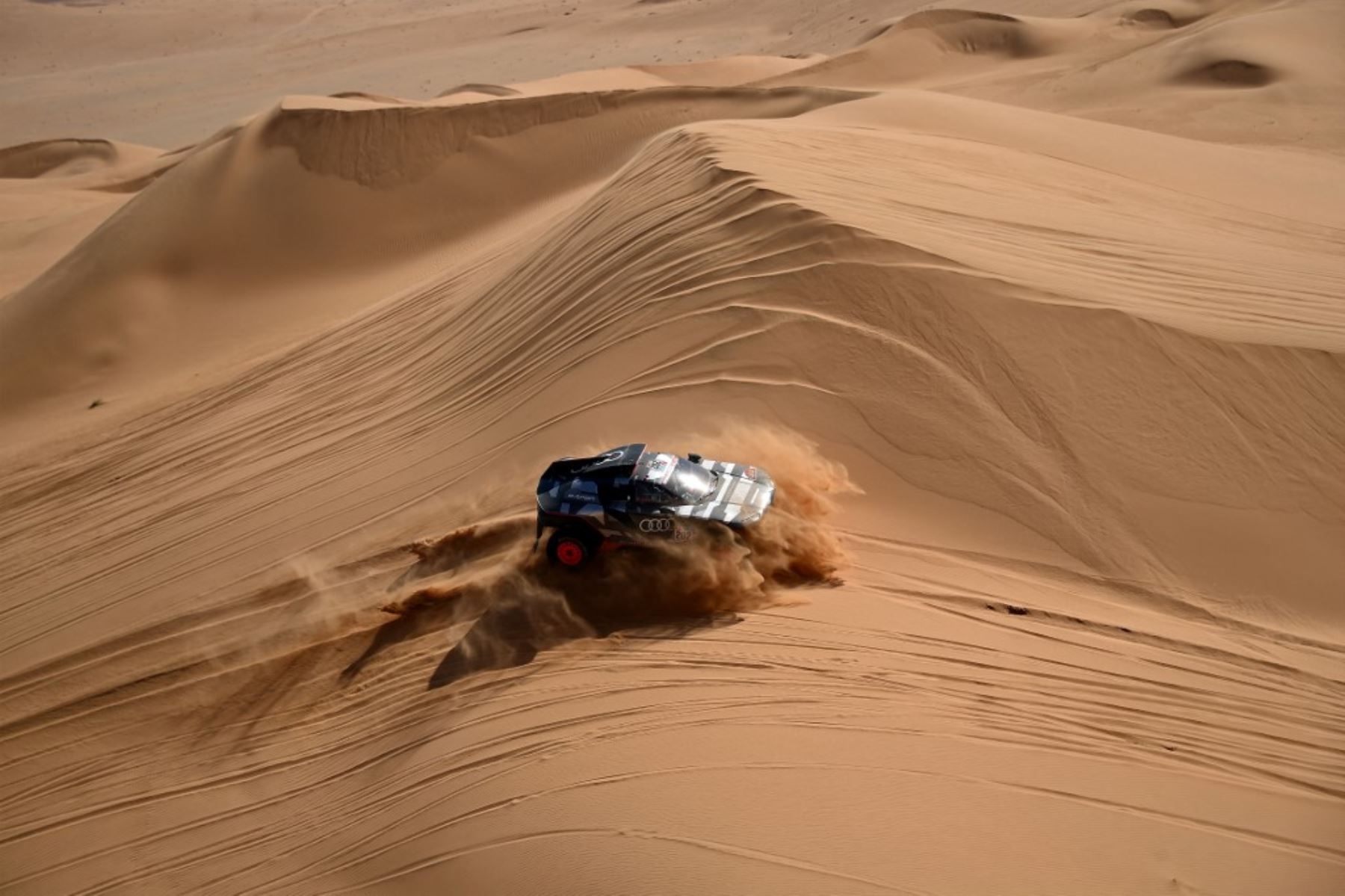 Carlos Sainz ganó la penúltima etapa del Rally Dakar