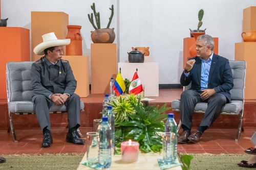 Presidente Pedro Castillo se reúne con su homólogo de Colombia Iván Duque en el marco del VI Gabinete Binacional