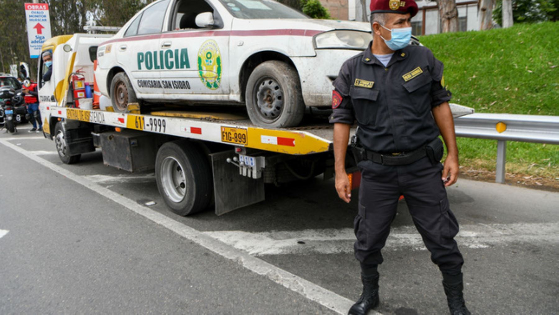 Ministro Guillén dispone traslado de patrulleros inoperativos a depósito PNP