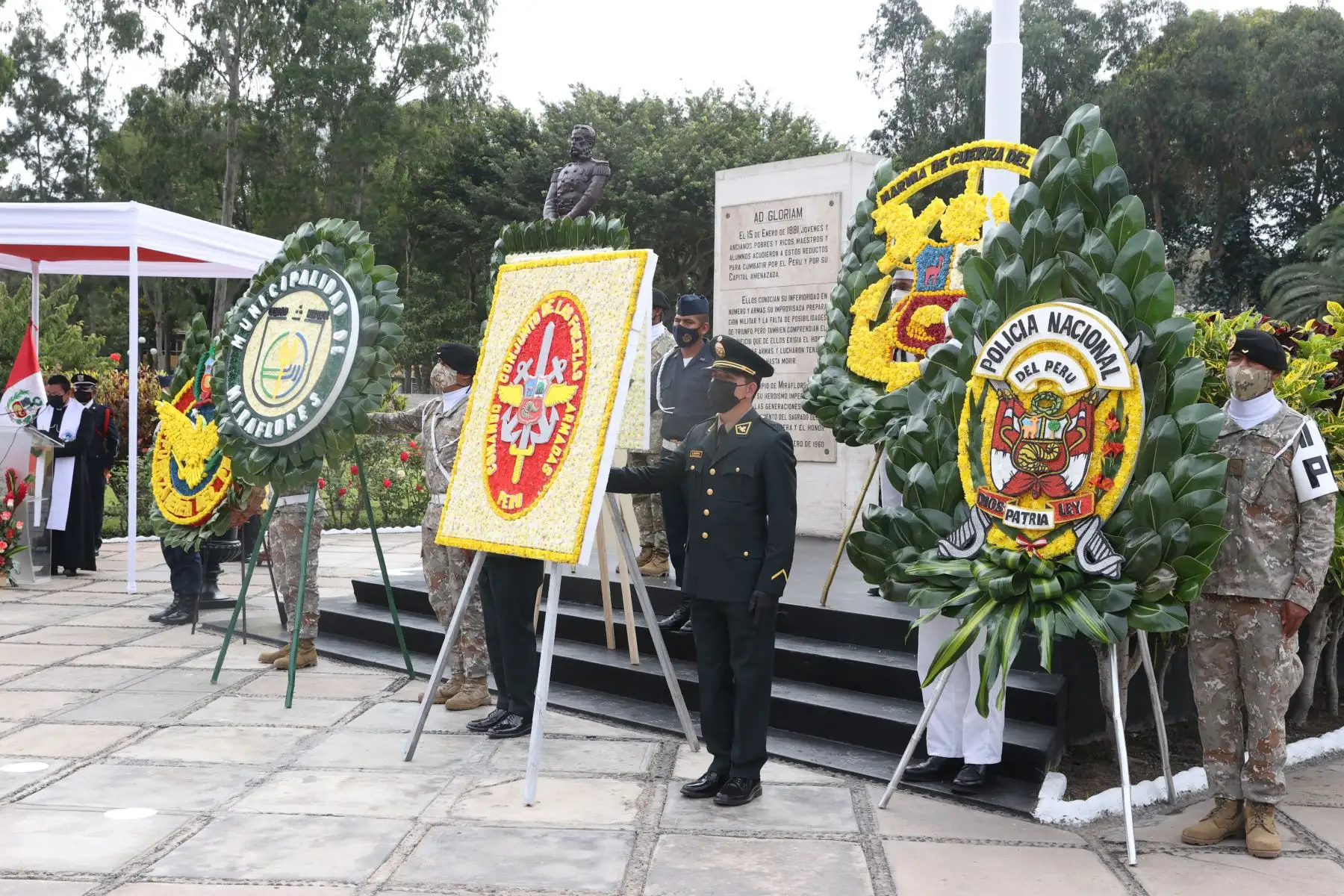 Ceremonia por la Batalla de Miraflores, con asistencia del alcalde de Miraflores, Jefe del Comando Conjunto de la Fuerza Armada y los comandantes generales del Ejército, de la Marina de la FAP y la PNP en el Reducto Nro 2 de Miraflores. Foto: ANDINA/ Vidal Tarqui