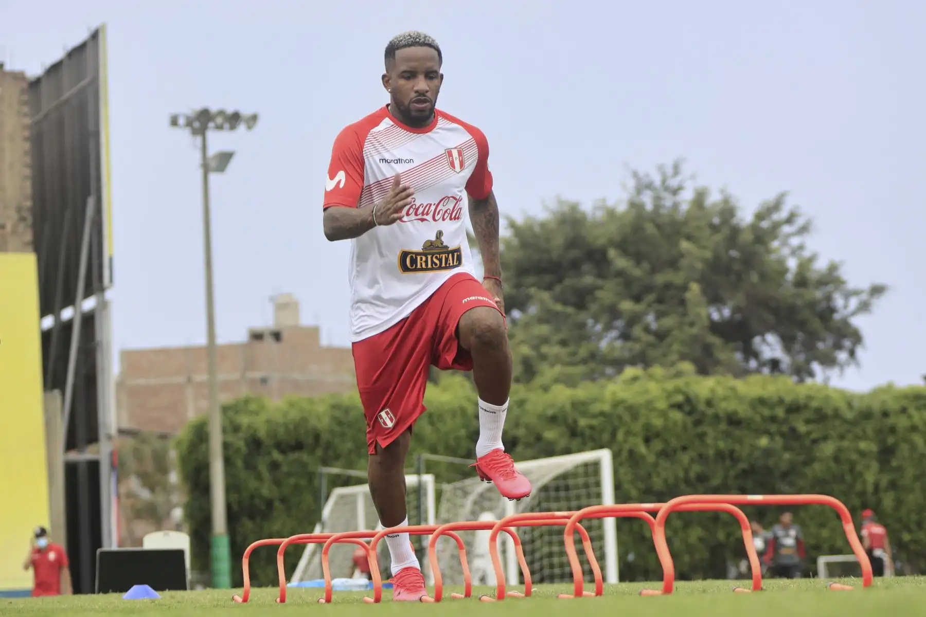 Jefferson Farfán de la Selección peruana realiza sus entrenamientos en la Videna previo al primer amistoso frente a Panamá este domingo con miras al Mundial Qatar 2022. Foto: FPF