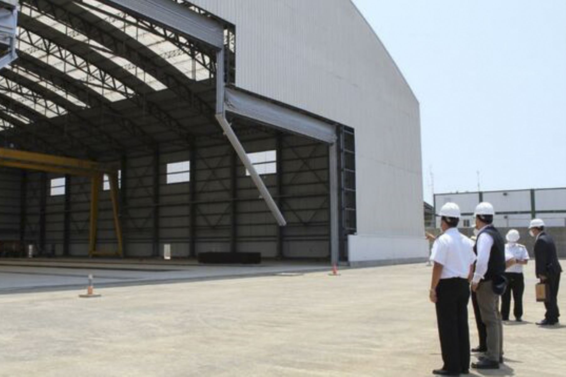 Viceministros de Defensa supervisaron avances en construcción de Base Aeronaval