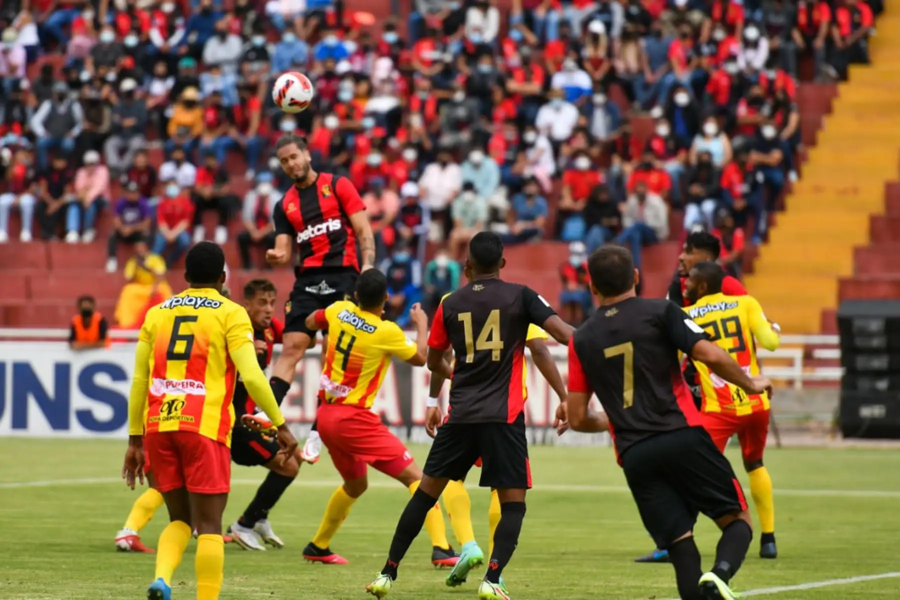 Melgar derrotó 1-0 a Deportivo Pereira de Colombia en 
