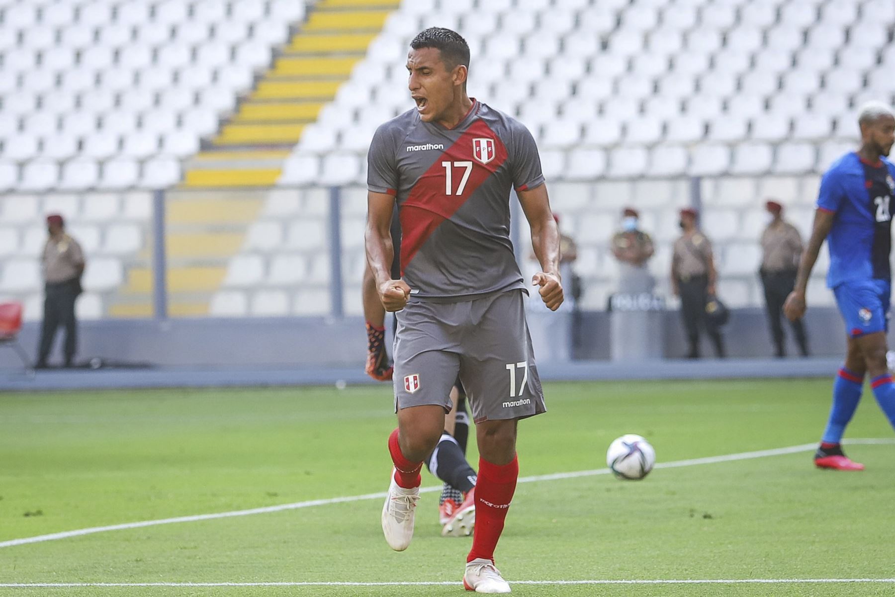La selección peruana enfrenta a la selección de Panamá en un partido amistoso de preparación antes de enfrentar a Colombia por las eliminatorias a Catar 2022. Foto: FPF