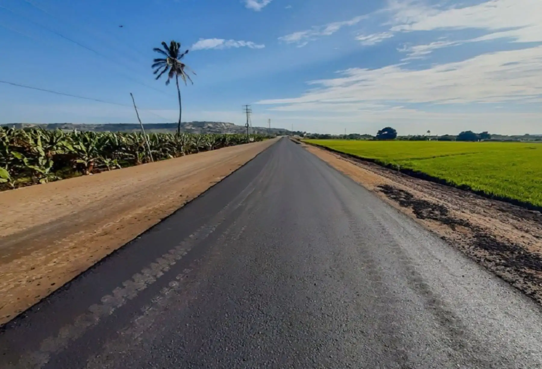 La Autoridad para la Reconstrucción con Cambios  transfirió al Gobierno Regional de Piura más de 200 millones de soles para la reparación de tres importantes obras que corresponden a dos caminos vecinales y una vía departamental que habían sido afectadas por el fenómeno de El Niño Costero y que ahora se han puesto en marcha al servicio de los habitantes.